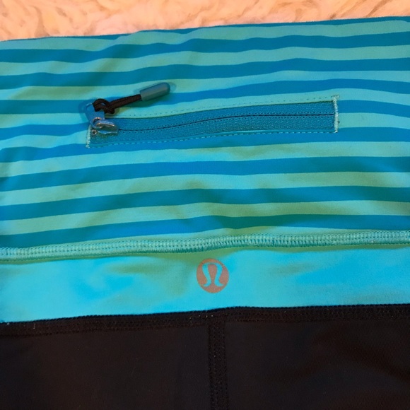 LULULEMON black/teal striped waistband leggings - Picture 2 of 8